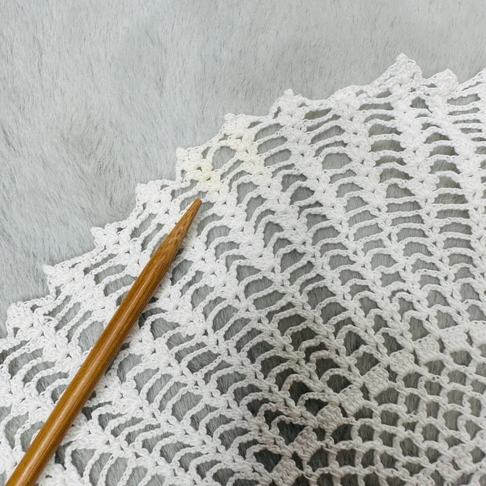 Vintage Doilie Crochet Lace Round 12‎ Inches Handmade Grannycore Handicraft